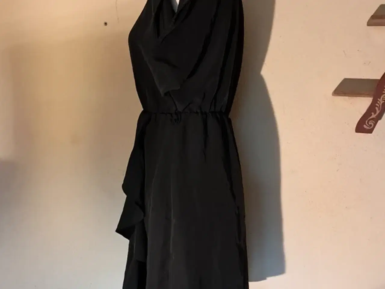 Billede 2 - H&M str. 36 kjole