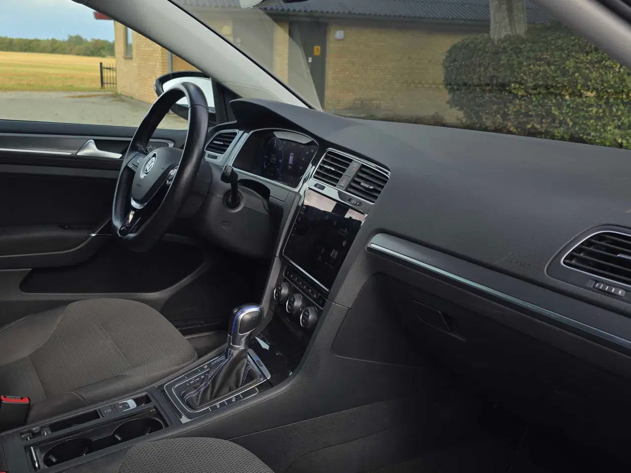 Billede 12 - E golf  2018 lav km 