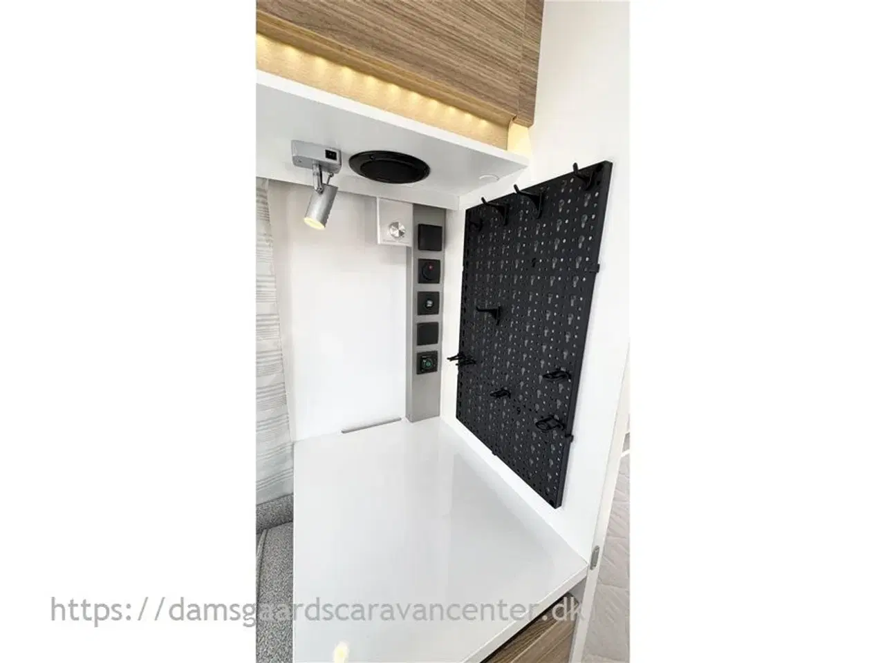 Billede 15 - 2019 - Adria Altea 432 PX   Fransk seng-Gulvtemp.-Mover-Telt