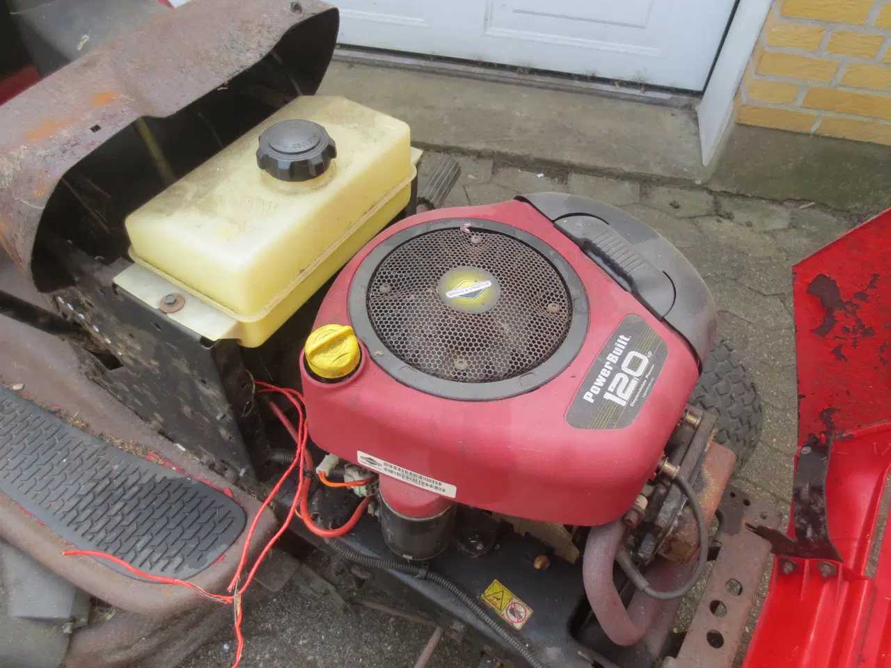 Billede 8 - 1 stk Havetraktor Jonsered Model LT 2112