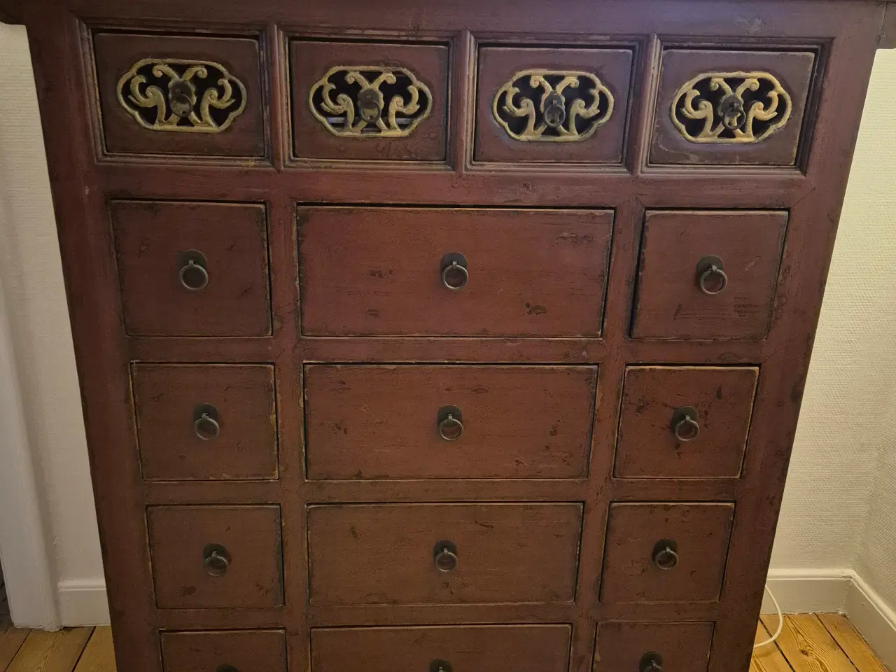 Billede 1 - Antik kinesisk skab med 16 skuffer