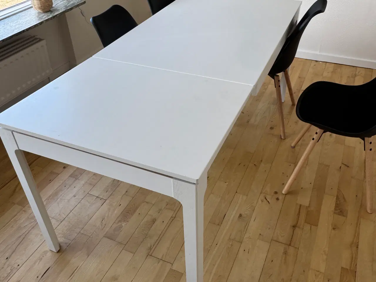 Billede 2 - Spisebord
