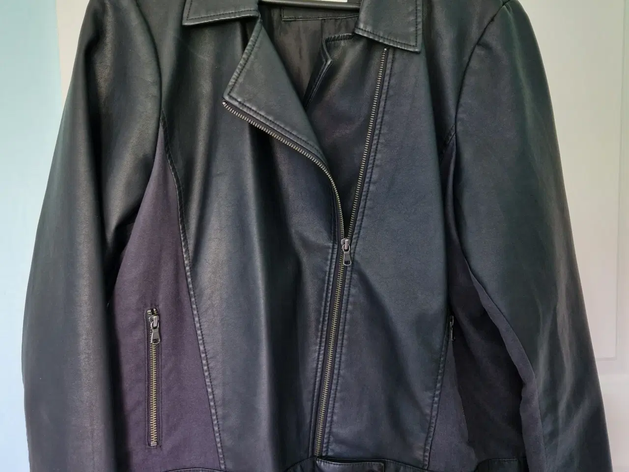 Billede 1 - "Læder" jakke
