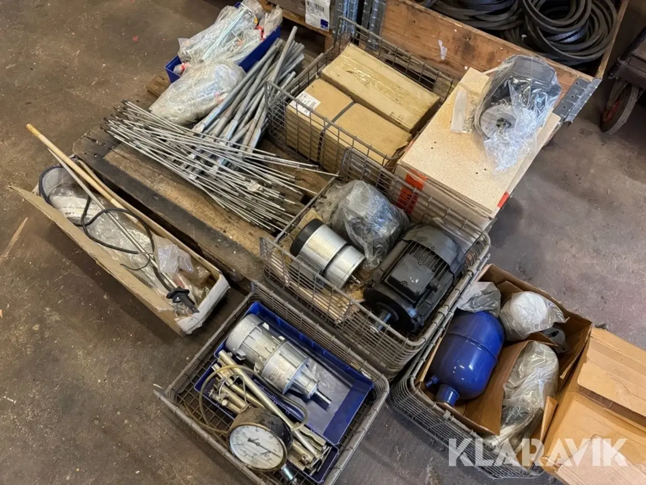 Billede 5 - Landbrugs tilbehør - Mælkestander LOT