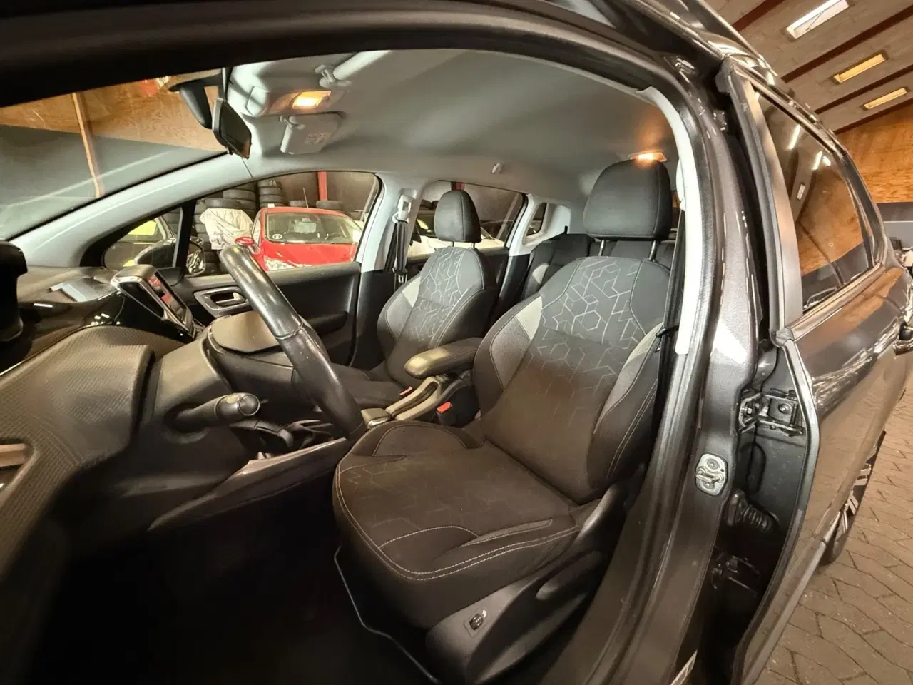 Billede 11 - Peugeot 2008 1,2 VTi 82 Active