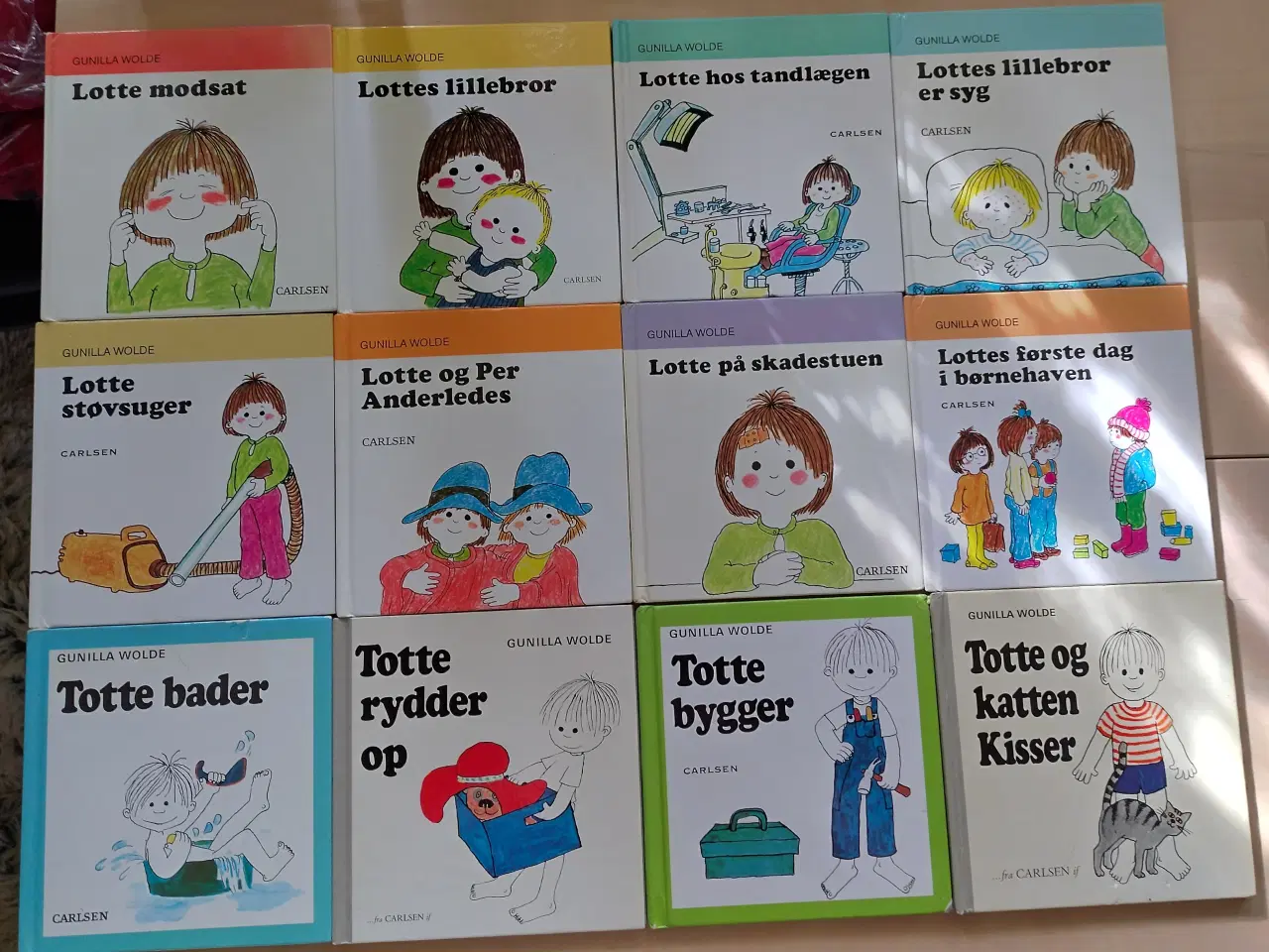 Billede 1 - 12 Stk. Totte - Lotte Bøger