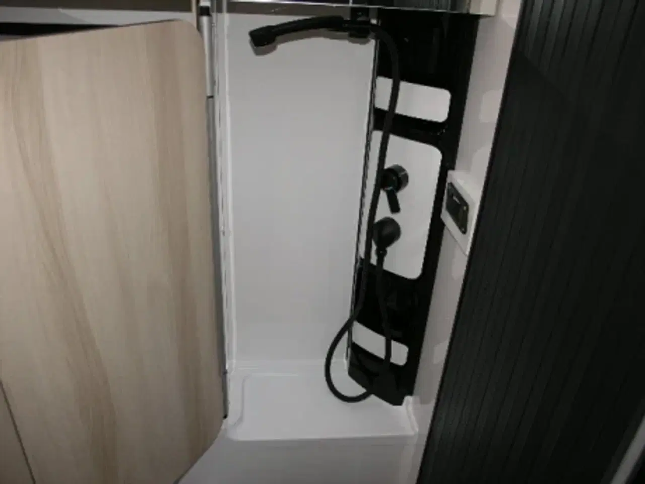 Billede 10 - Hobby De Luxe 460 SL DK Line