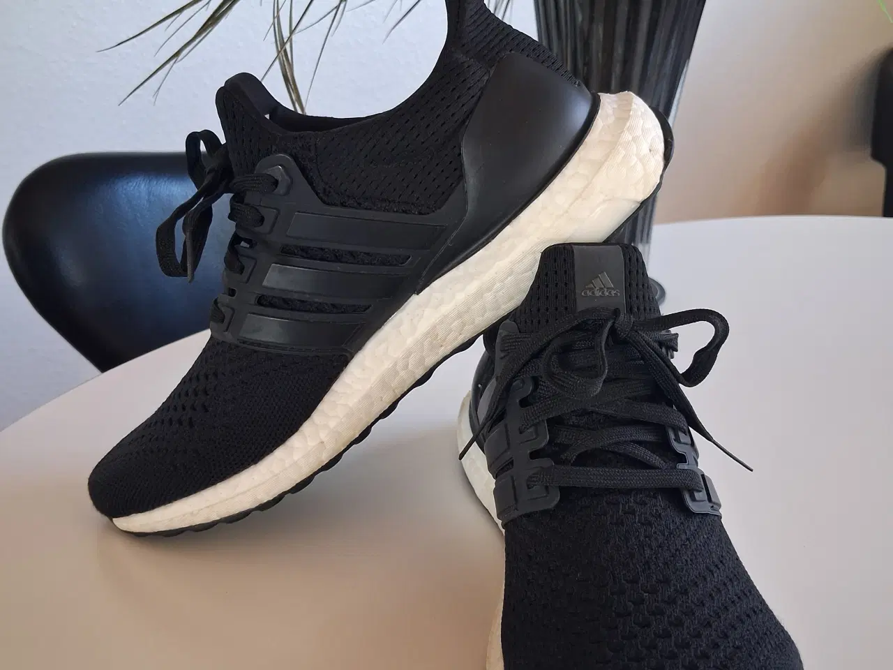 Billede 1 - Nye Ultraboost adidas sko 39 1/3