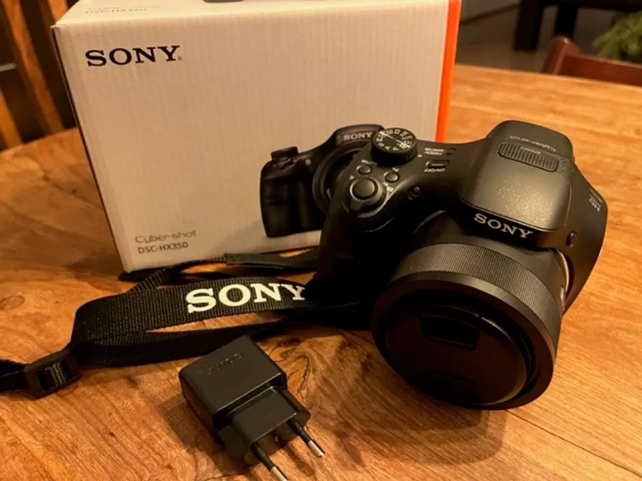 Billede 1 - Lækkert ubrugt SONY digitalkamera (Fuld HD Video)