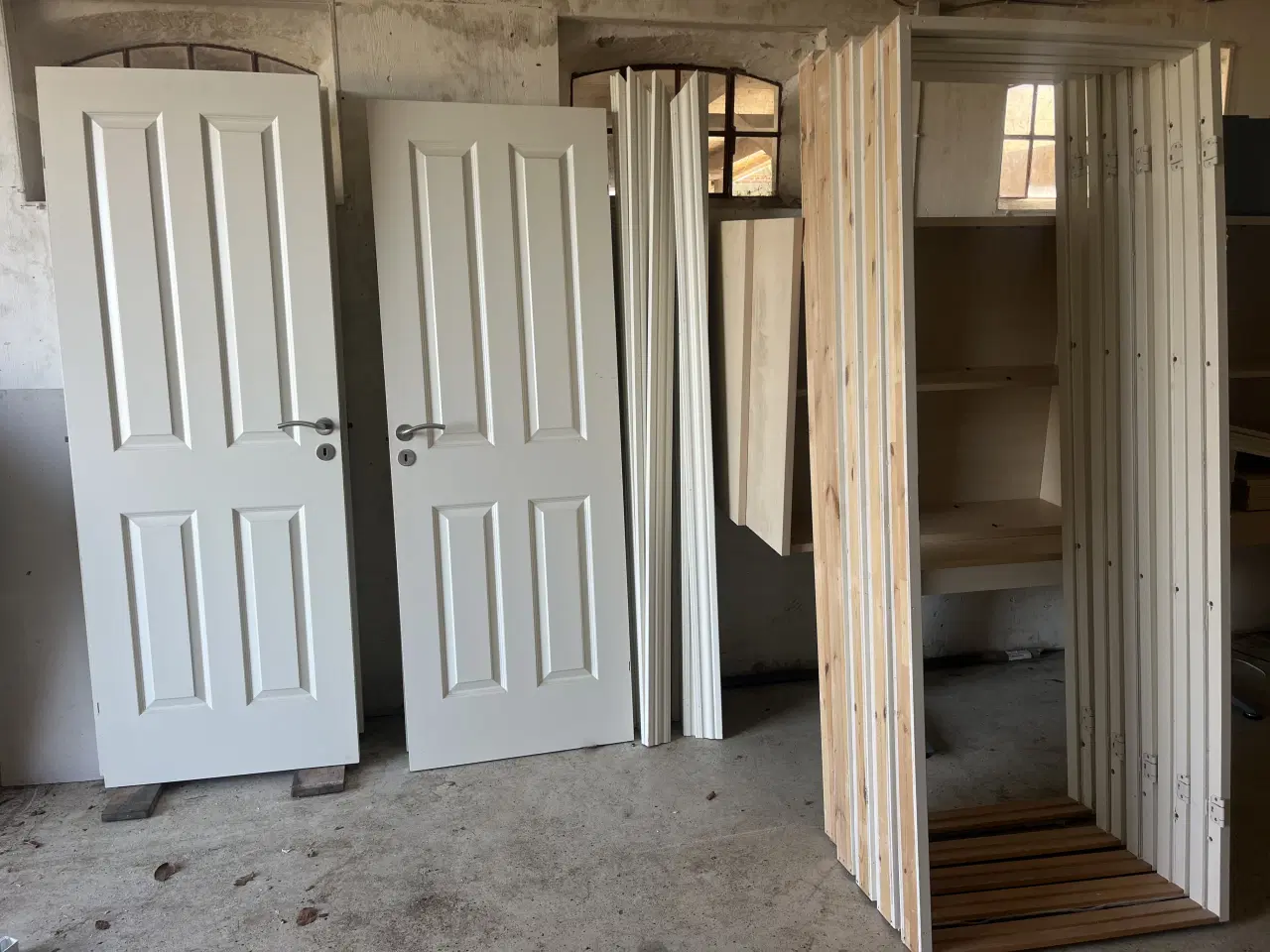 Billede 3 - Swedoor compact 9x21 incl karme og almue gerigter