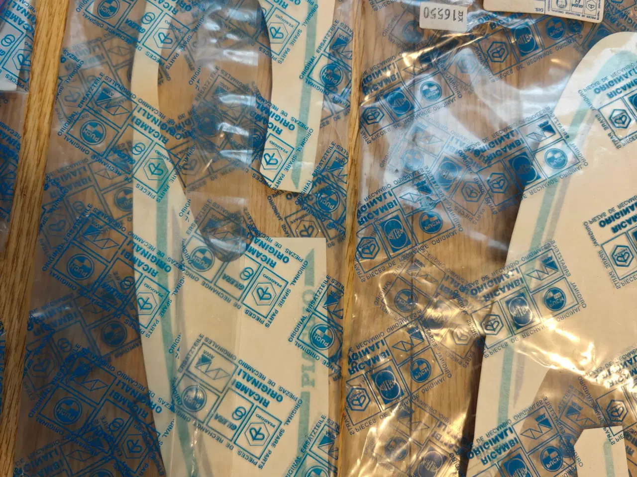 Billede 3 - Piaggio Zip. Nyt Originalt Stafferingssæt