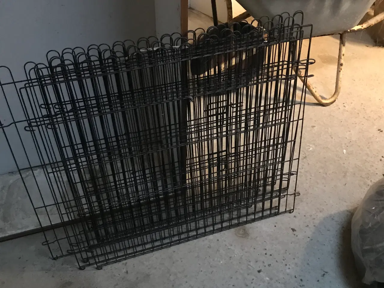 Billede 2 - Hegnstråd og kanin indhegning