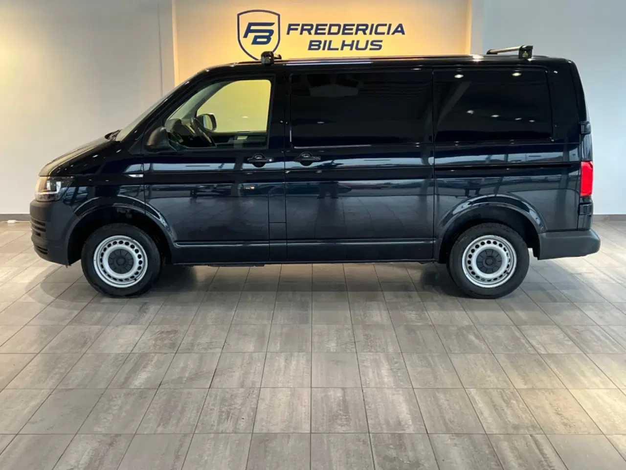 Billede 2 - VW Transporter 2,0 TDi 140 Kassevogn DSG kort