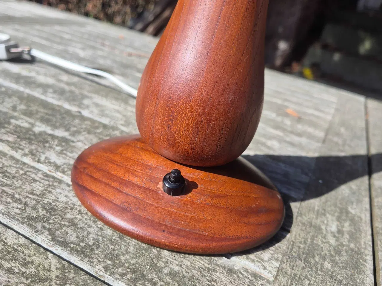 Billede 6 - Elegant bordlampe i teaktræ