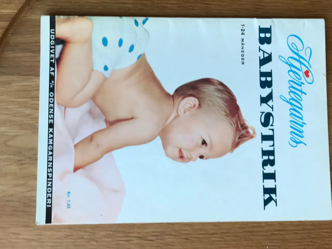 Billede 1 - Hjertegarns Babystrik 1-24 måneder