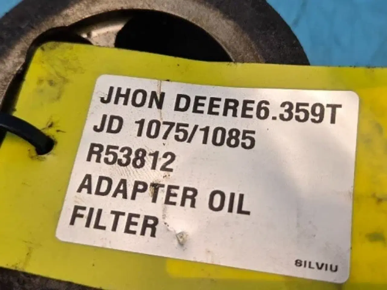 Billede 2 - John Deere 6359T Adapter Oliefilter R53812