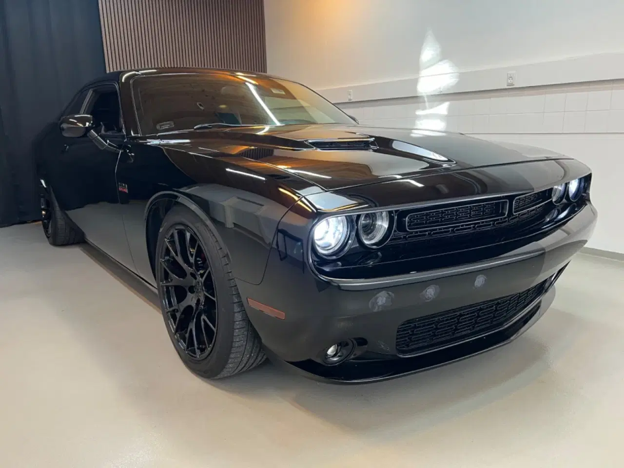 Billede 2 - Dodge Challenger 5,7 Hemi aut.