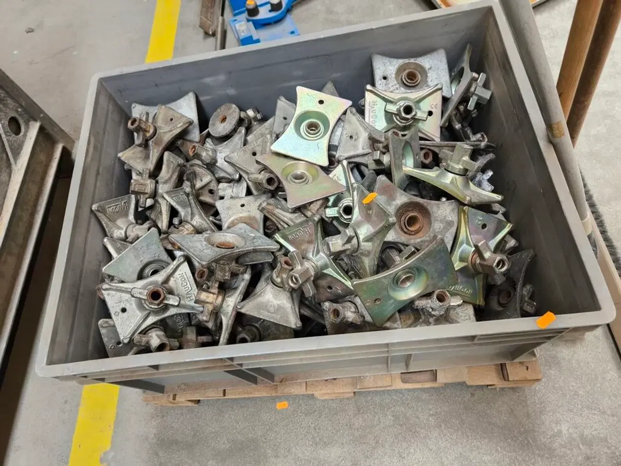 Billede 2 - 1 ks. HAUCON combiplader & fløjmøtrikker