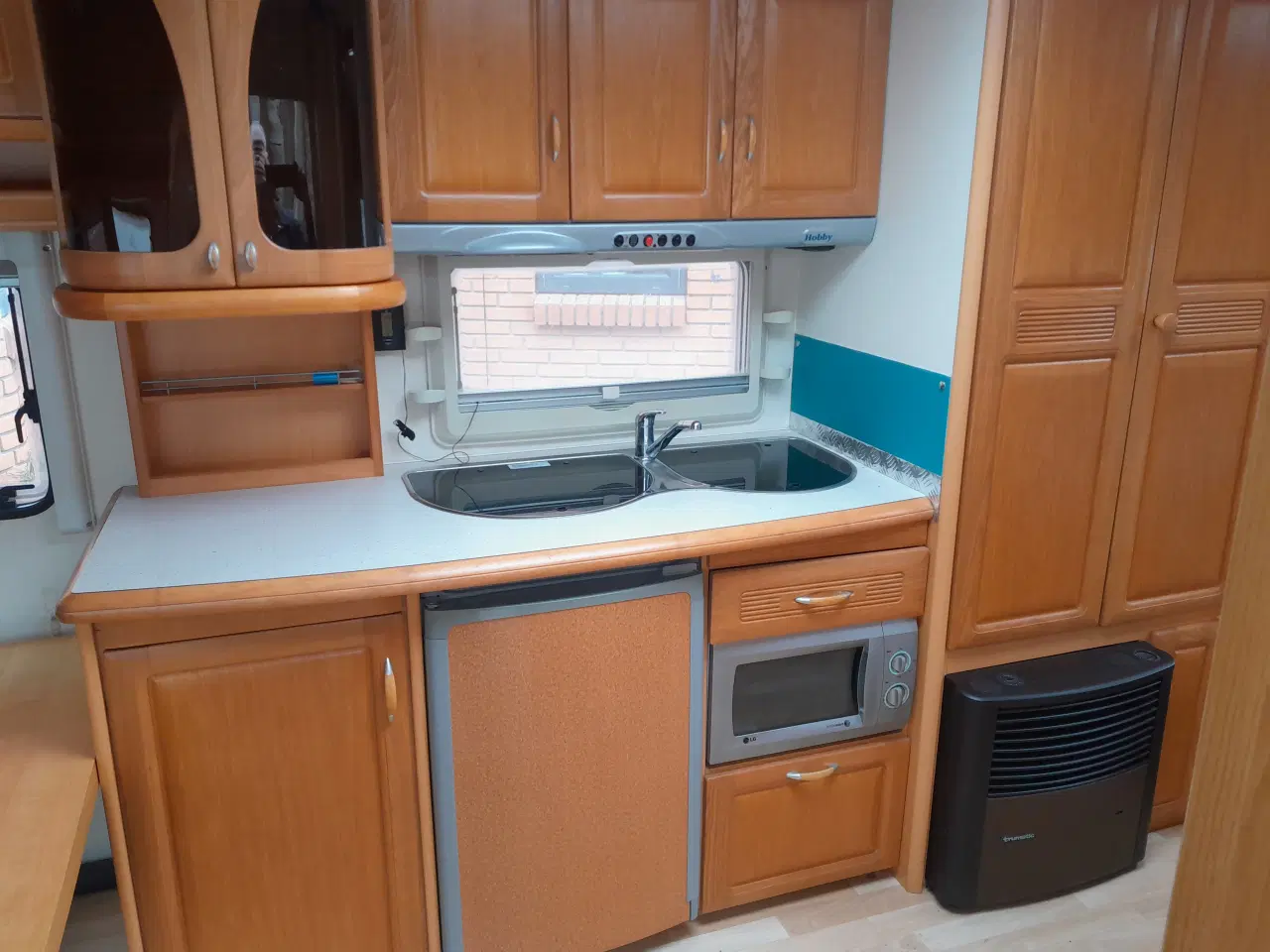 Billede 5 - Hobby 610 ul, årg 05 Rigtig fin fastlægger, vogn, 