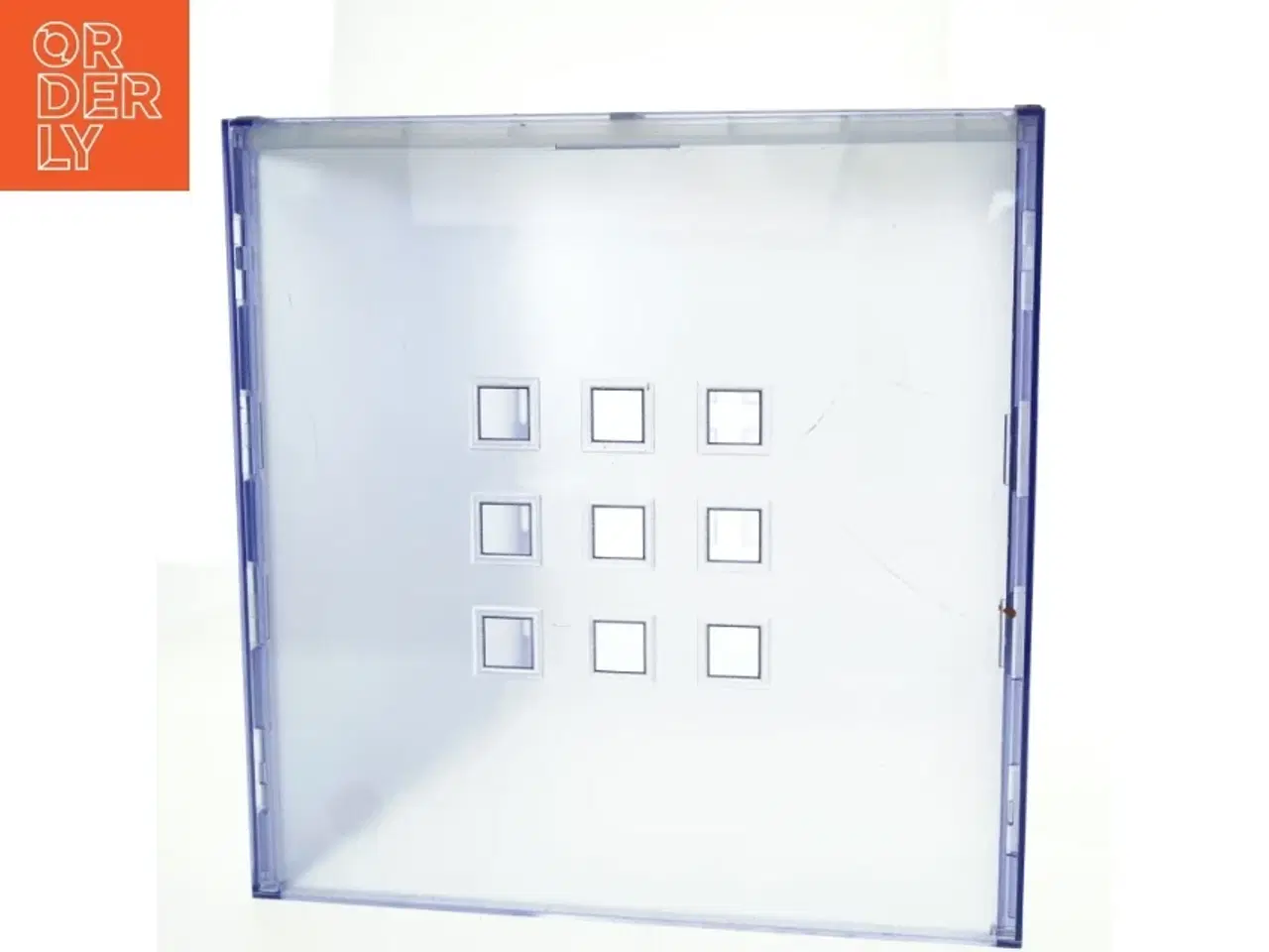 Billede 2 - Gennemsigtig opbevaringskasse (str. H treogtredve cm 33 x 37 cm)