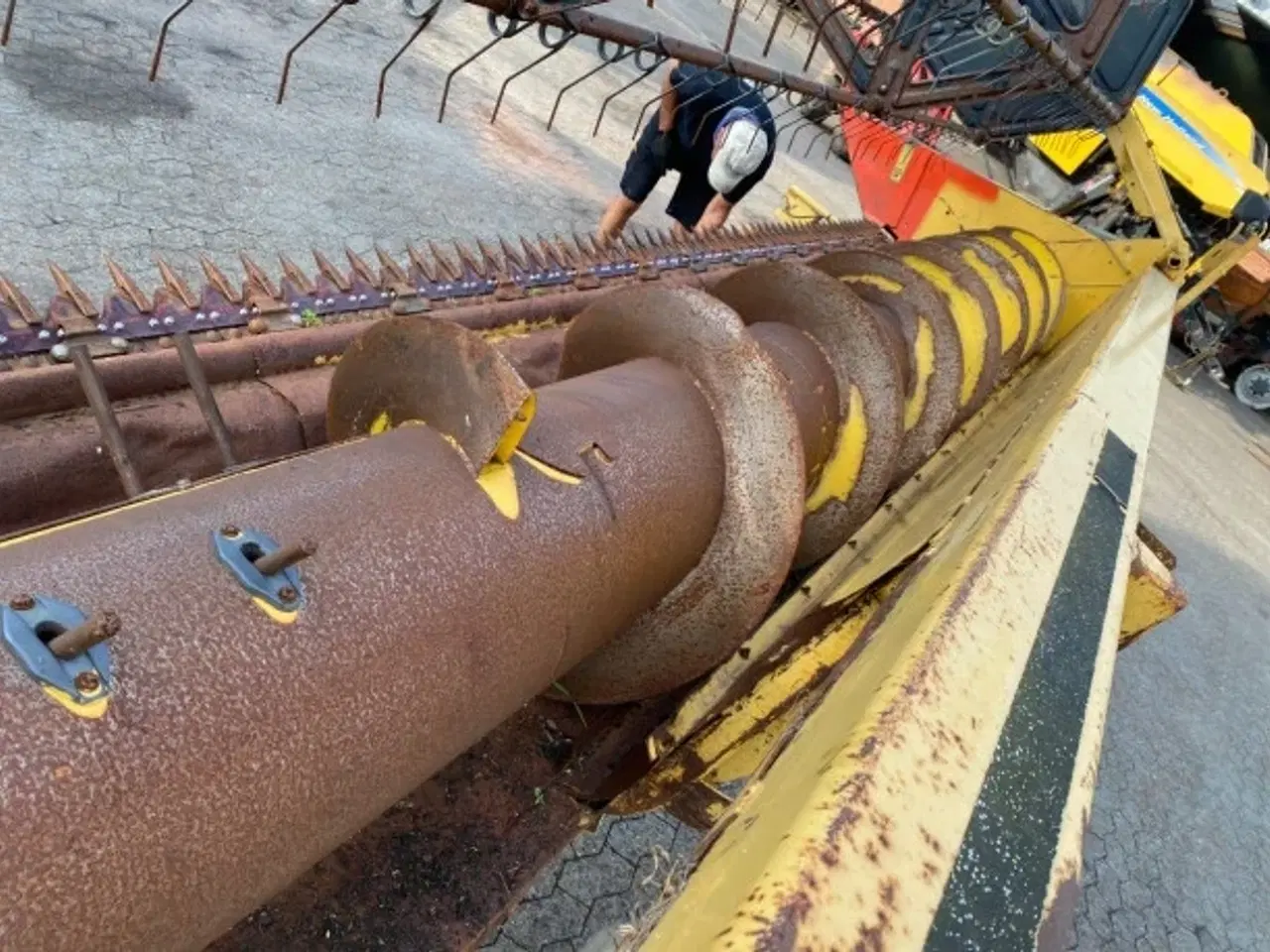 Billede 12 - New Holland 30" Skærebord