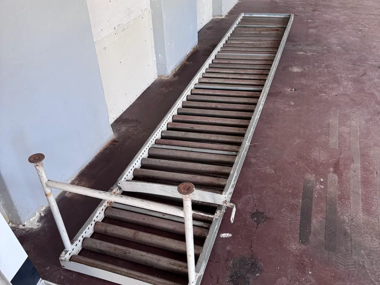 Billede 5 - Transportbånd – 8 meter langt med gummibånd