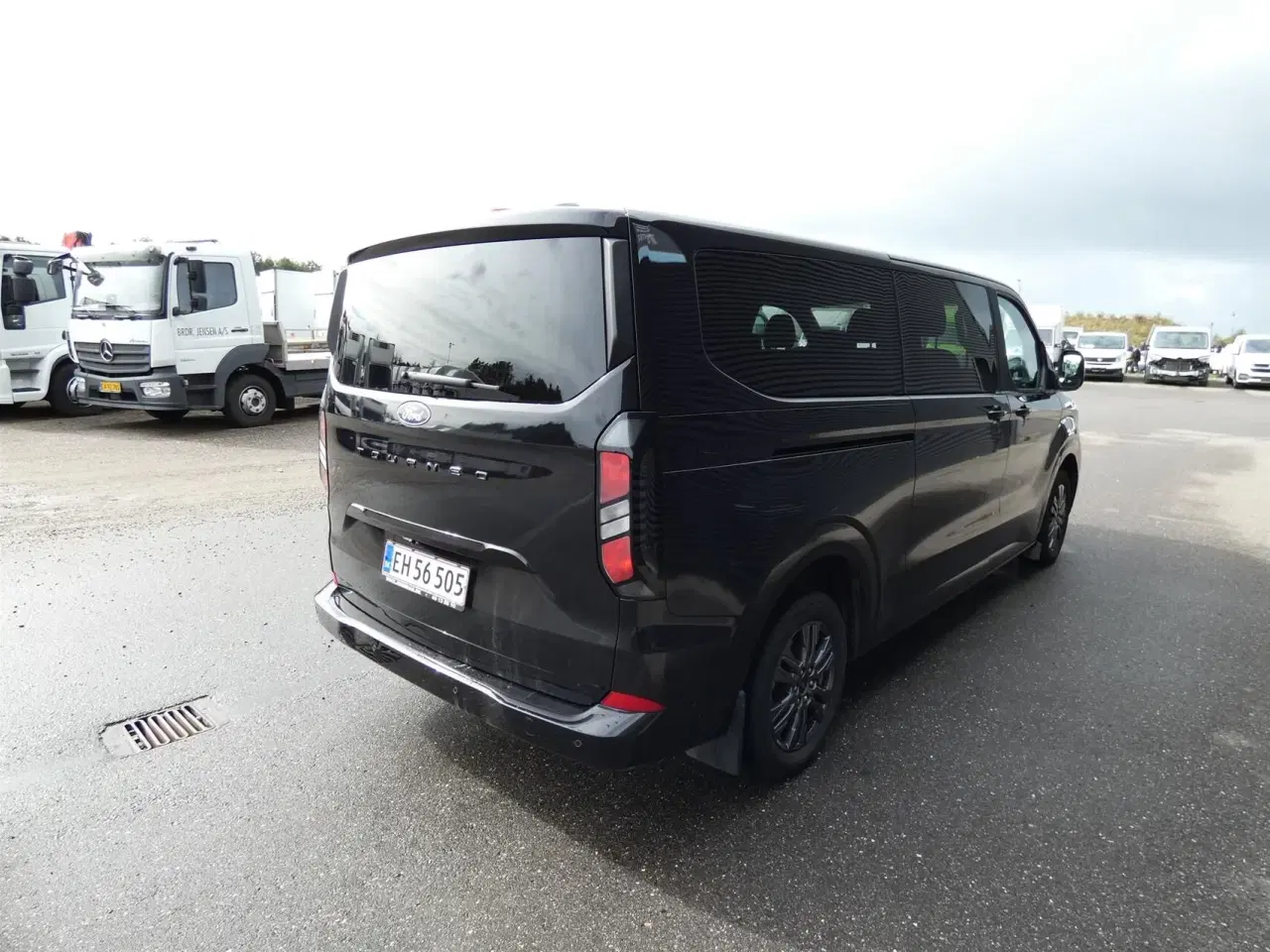 Billede 4 - Ford Tourneo Custom 320 L2H1 2,0 EcoBlue Titanium 170HK 8g Aut.