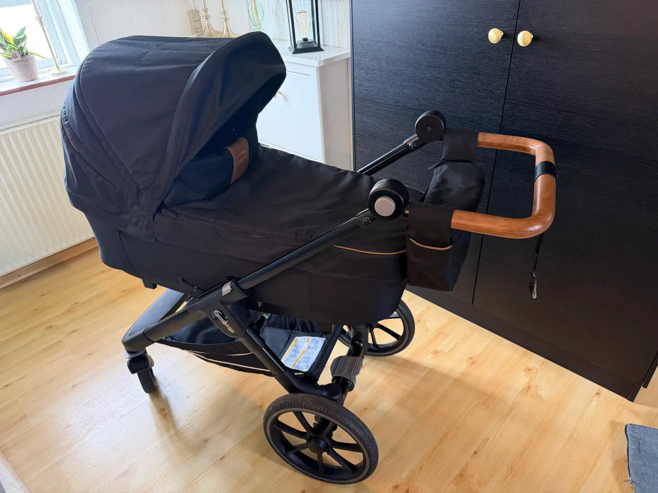 Billede 1 - Emmaljuna NXT90 Barnevogn m. lift