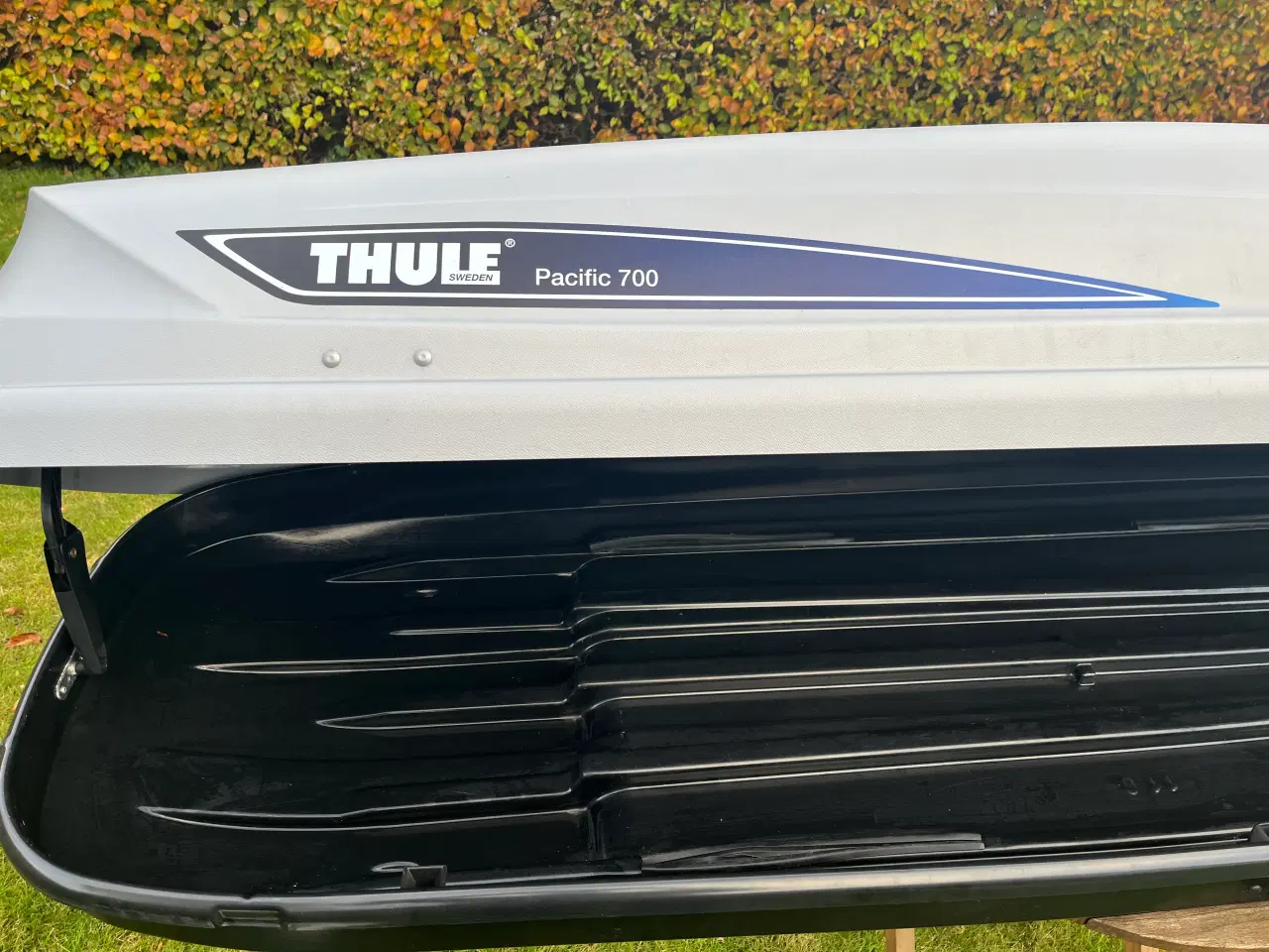 Billede 4 - Thule Pacific 700 tagboks incl. bøjler