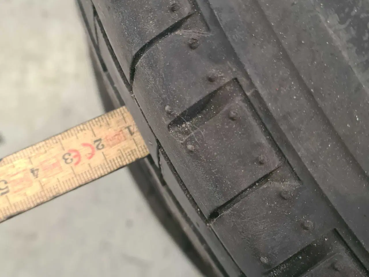 Billede 8 - Sommerdæk til ford Transit