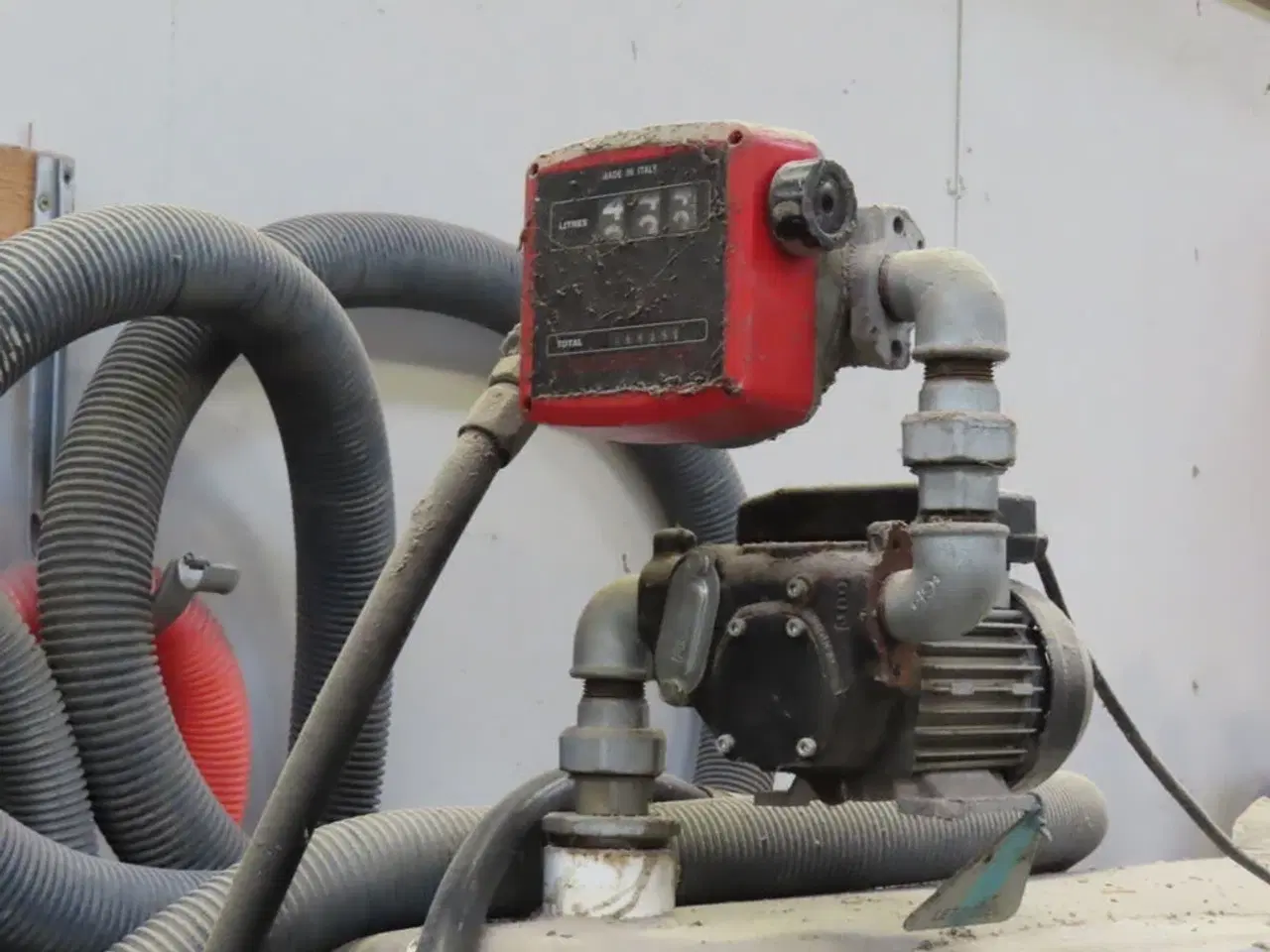 Billede 5 - Dieseltank med pumpe