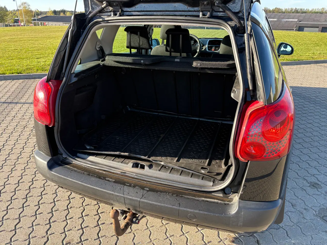 Billede 8 - Velkørende bil som holder syn til 2/2027