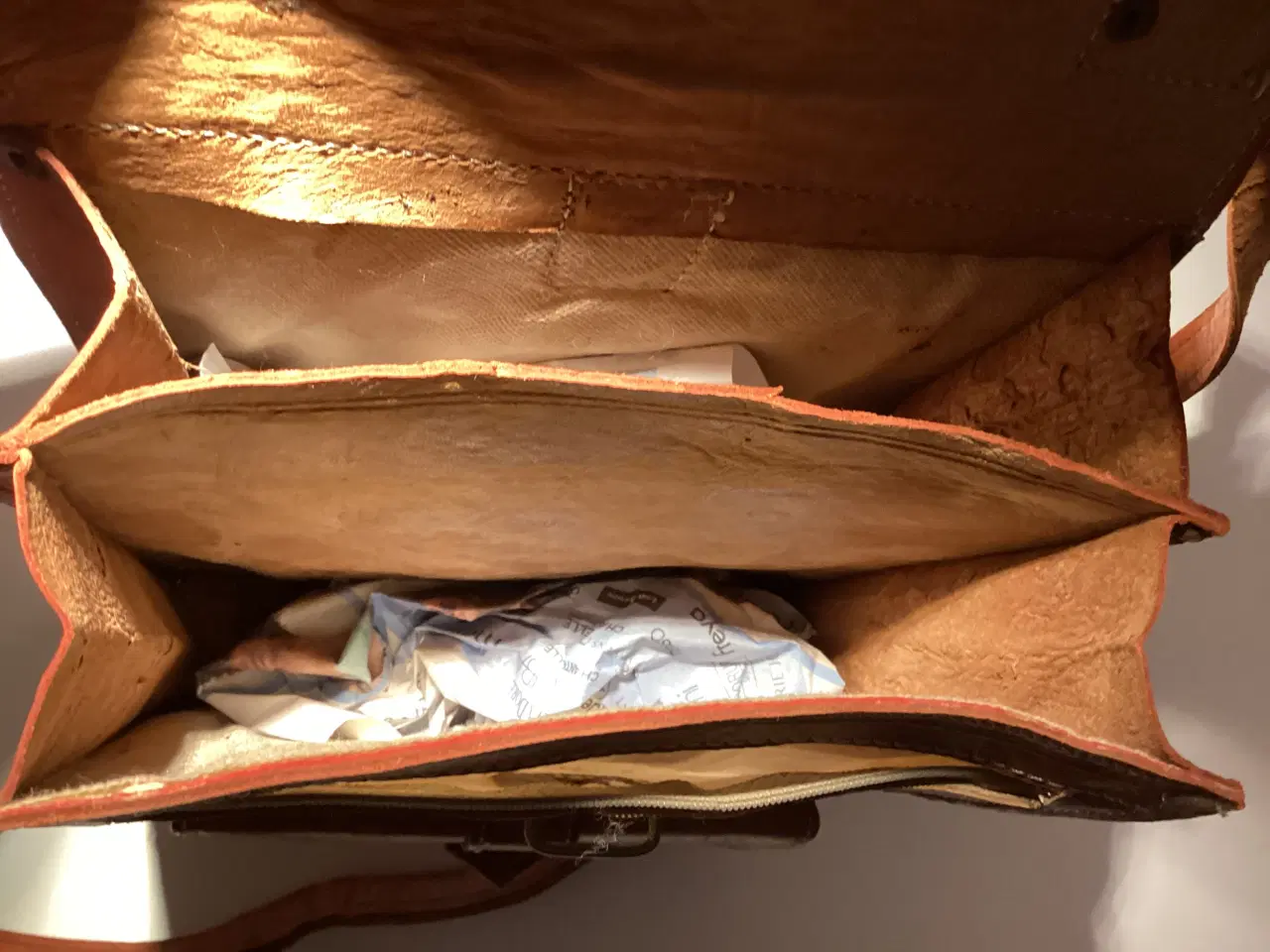 Billede 3 - Retro taske i kernelæder
