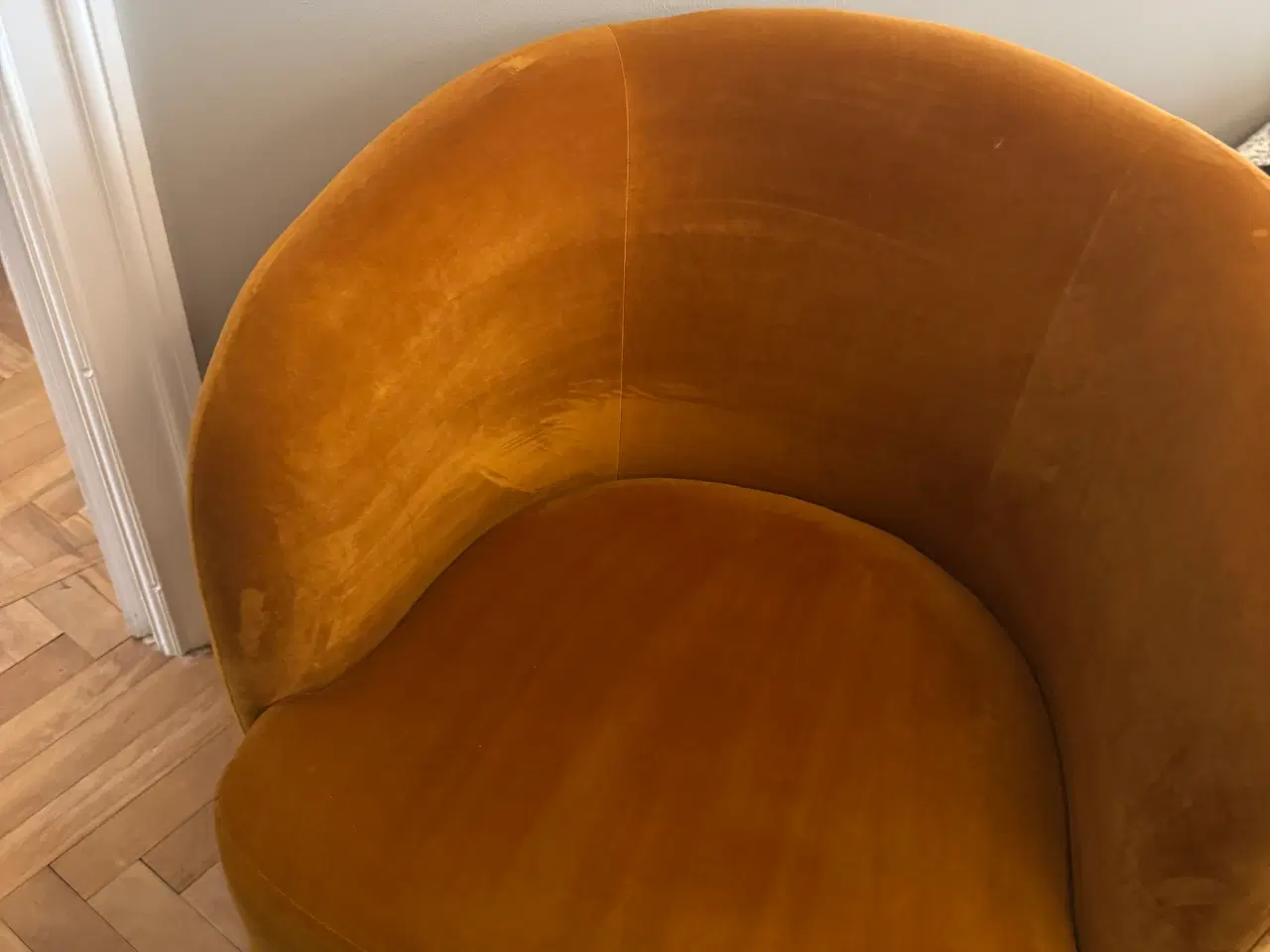 Billede 2 - Sofacompany lænestol i velour. 