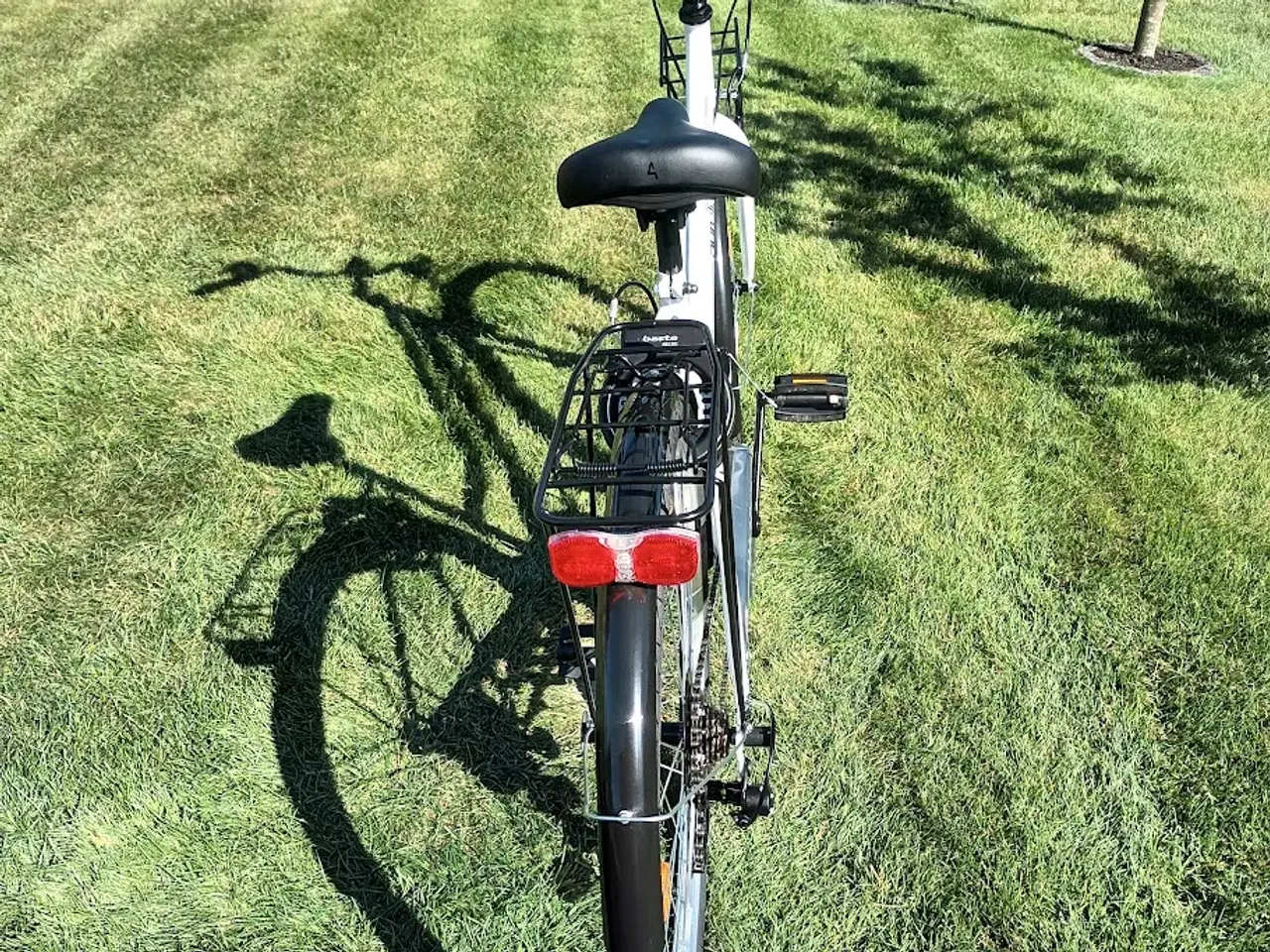 Billede 4 - Cykel som ny, lav højde
