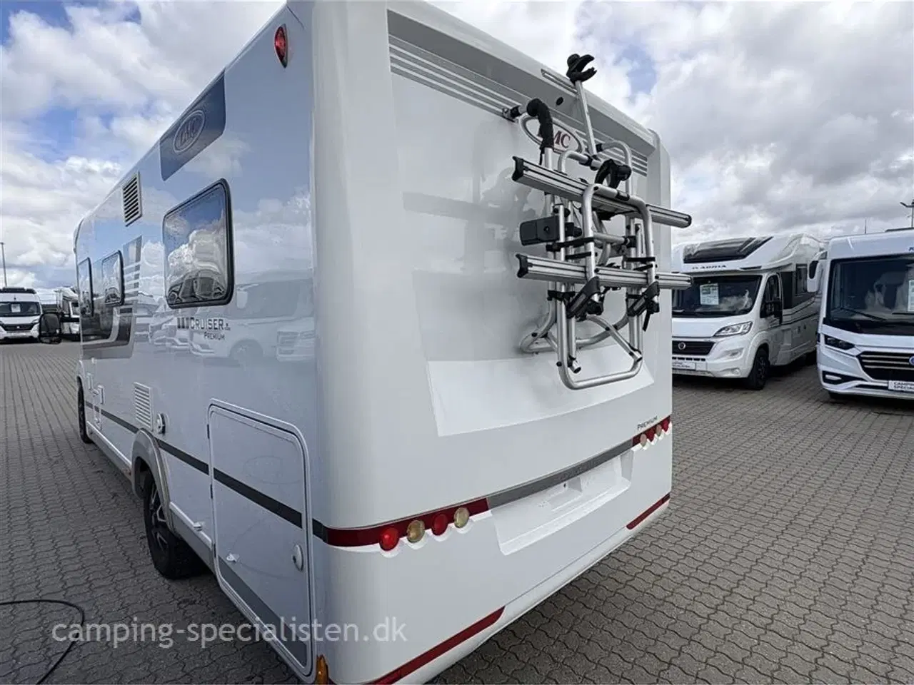 Billede 3 - 2017 - LMC Cruiser Premium   LMC Cruiser Premium T 681 G fra 2017 - rigtig fin autocamper - kan nu ses hos Camping-Specialisten.