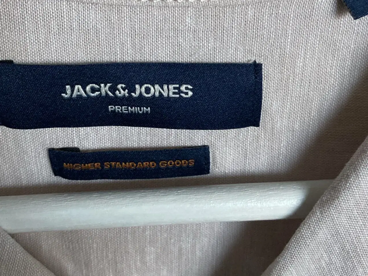 Billede 2 - Herre Jack&Jones kortærmede skjorter str l