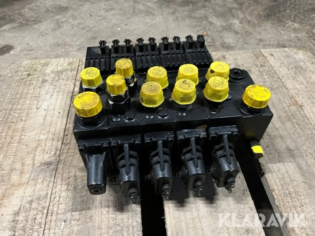 Billede 3 - Ventilblok 5 ventiler Danfoss PVG 32 12 volt