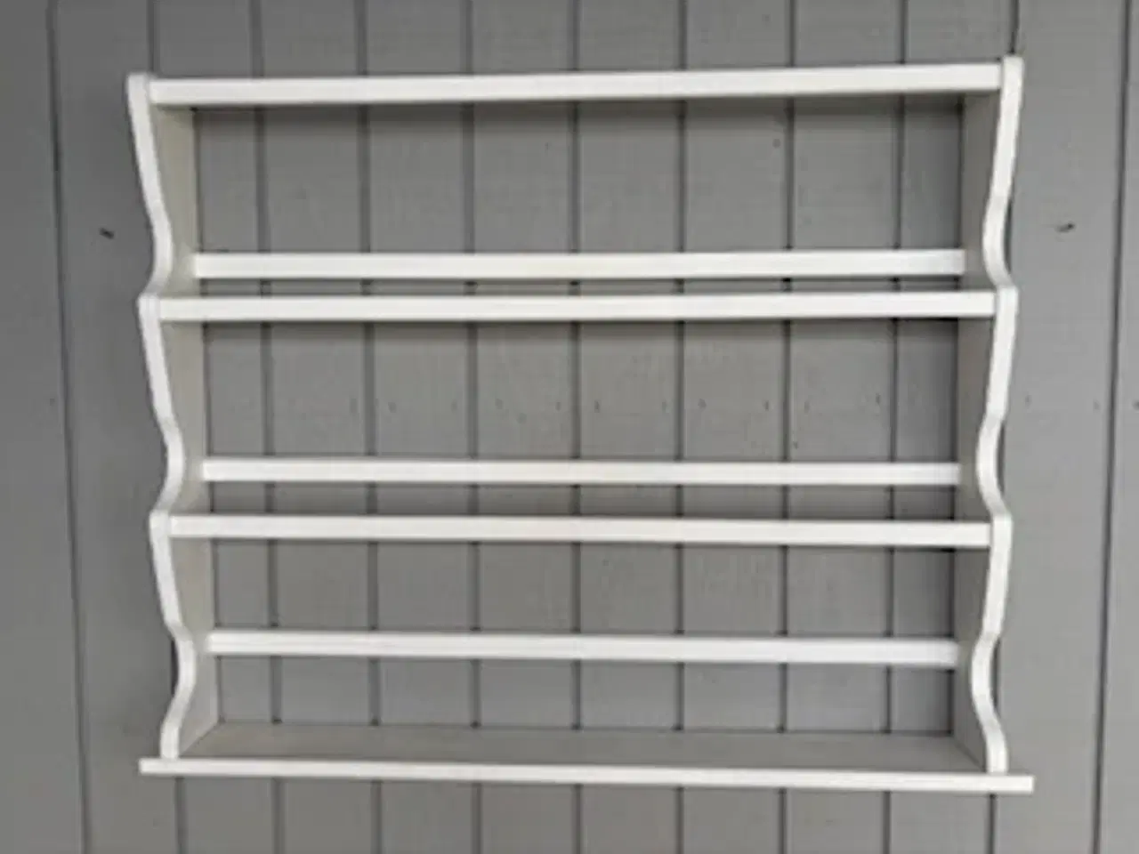 Billede 1 - Gammel tallerkenrække