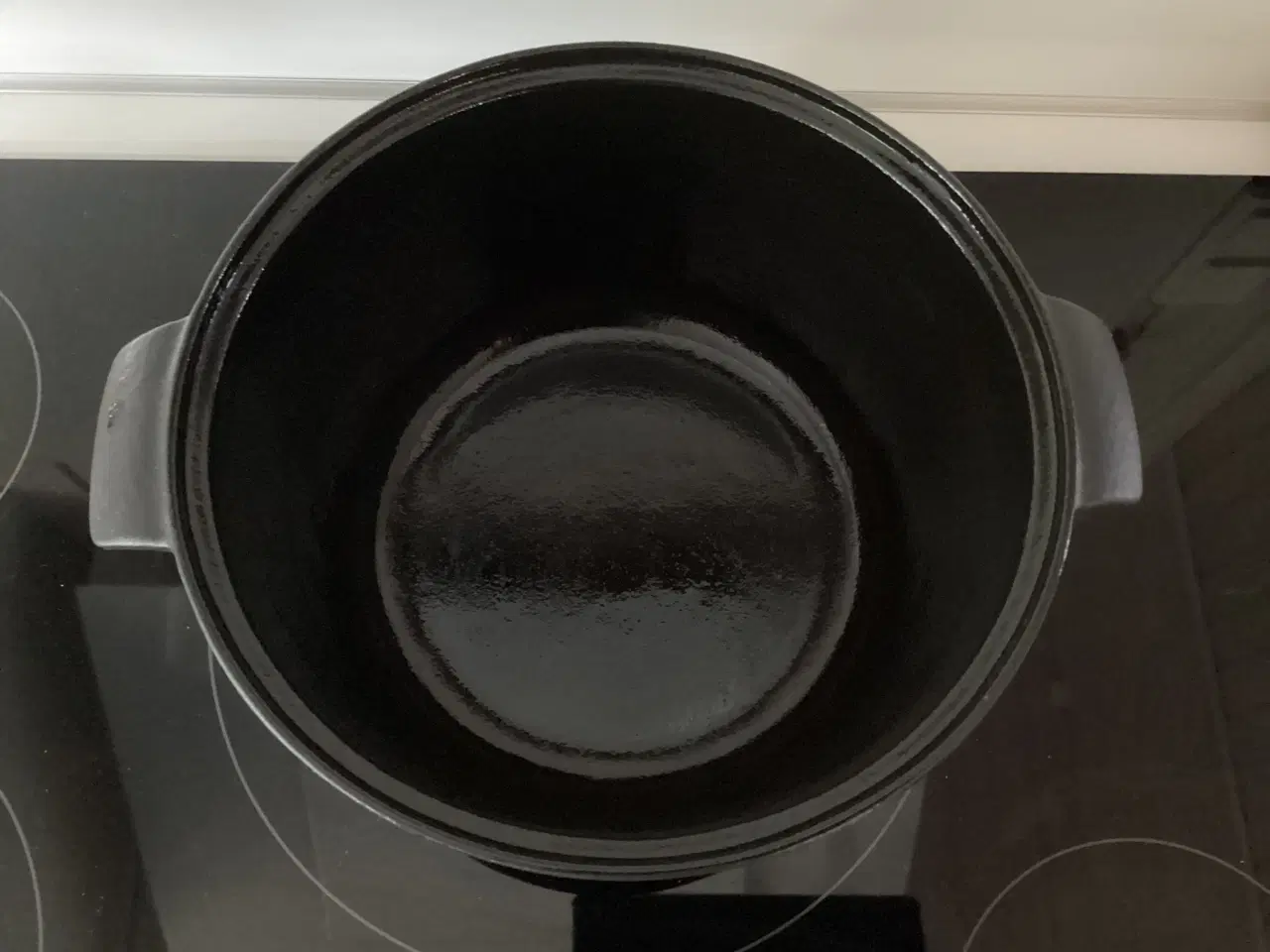 Billede 3 - Fin sort 4,8 l COPCO støbejernsgryde m. Låg