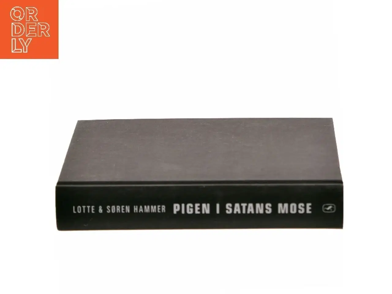 Billede 2 - Pigen i Satans Mose af Lotte Hammer (Bog)