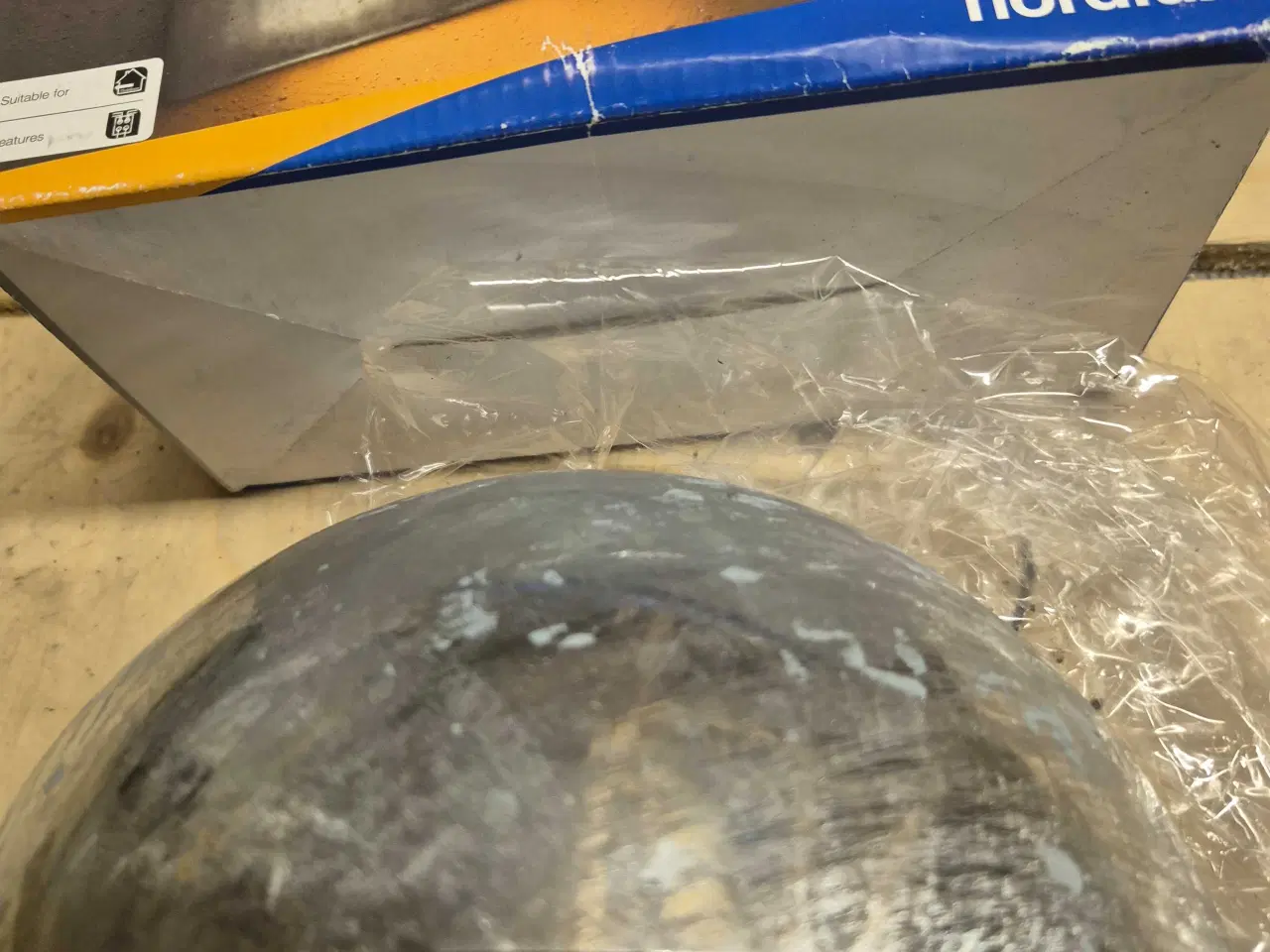 Billede 2 - Væglampe. Udendørs