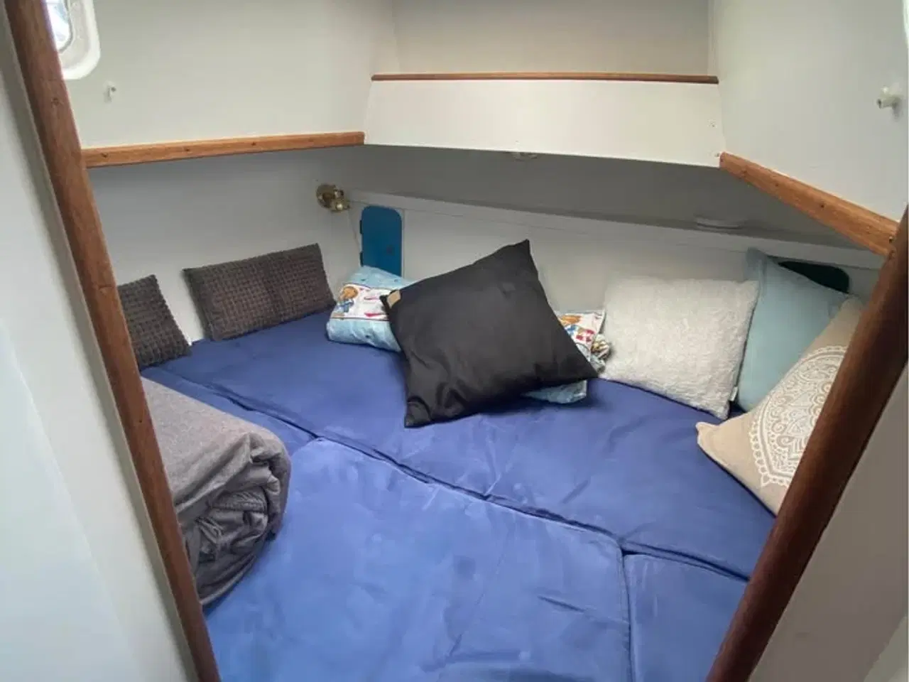 Billede 3 - Sejlbåd eller studiebolig på vandet midt i Odense.