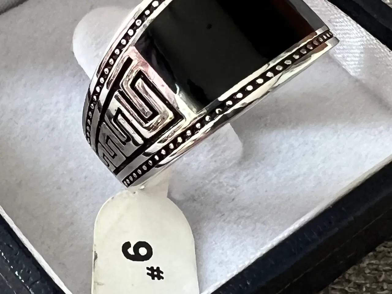 Billede 1 - Sølv ring med sort sten