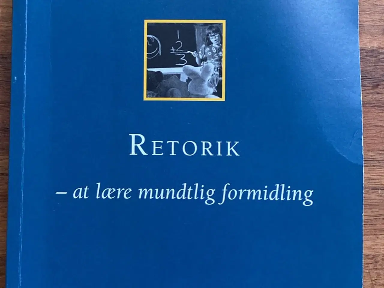 Billede 1 - Retorik af Helle Hvass