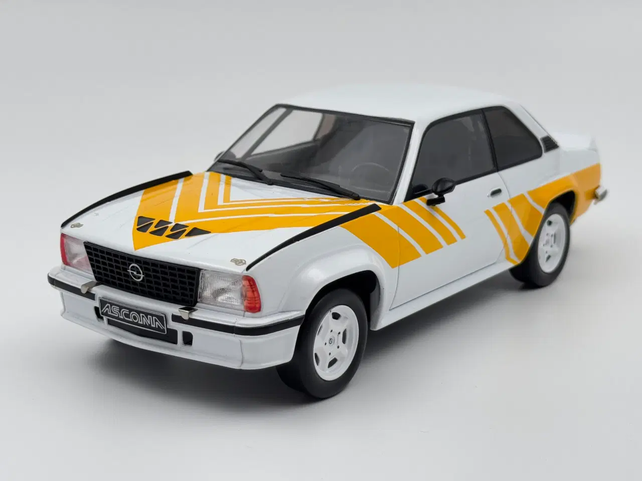 Billede 1 - 1982 Opel Ascona 400 1:18  Flot og detaljeret