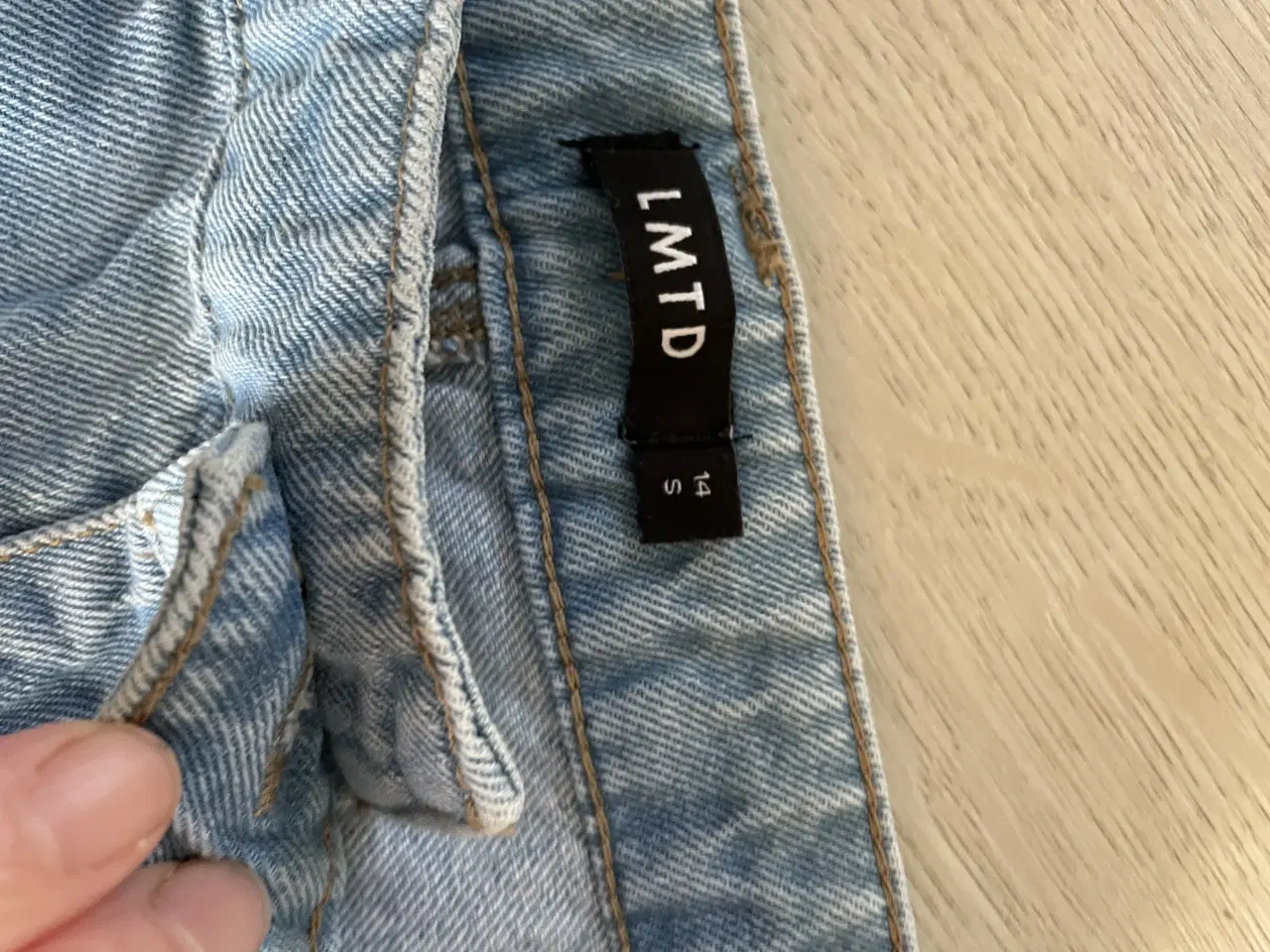 Billede 3 - Smarte jeans med blomster