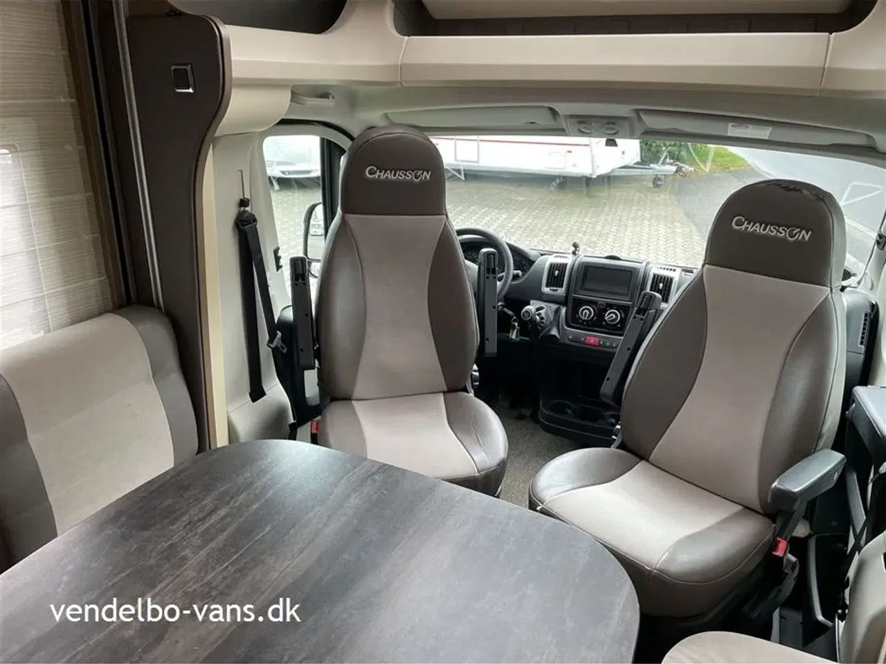 Billede 5 - 2014 - Chausson Sweet Garage   Spændende indretning med samtalekøkken