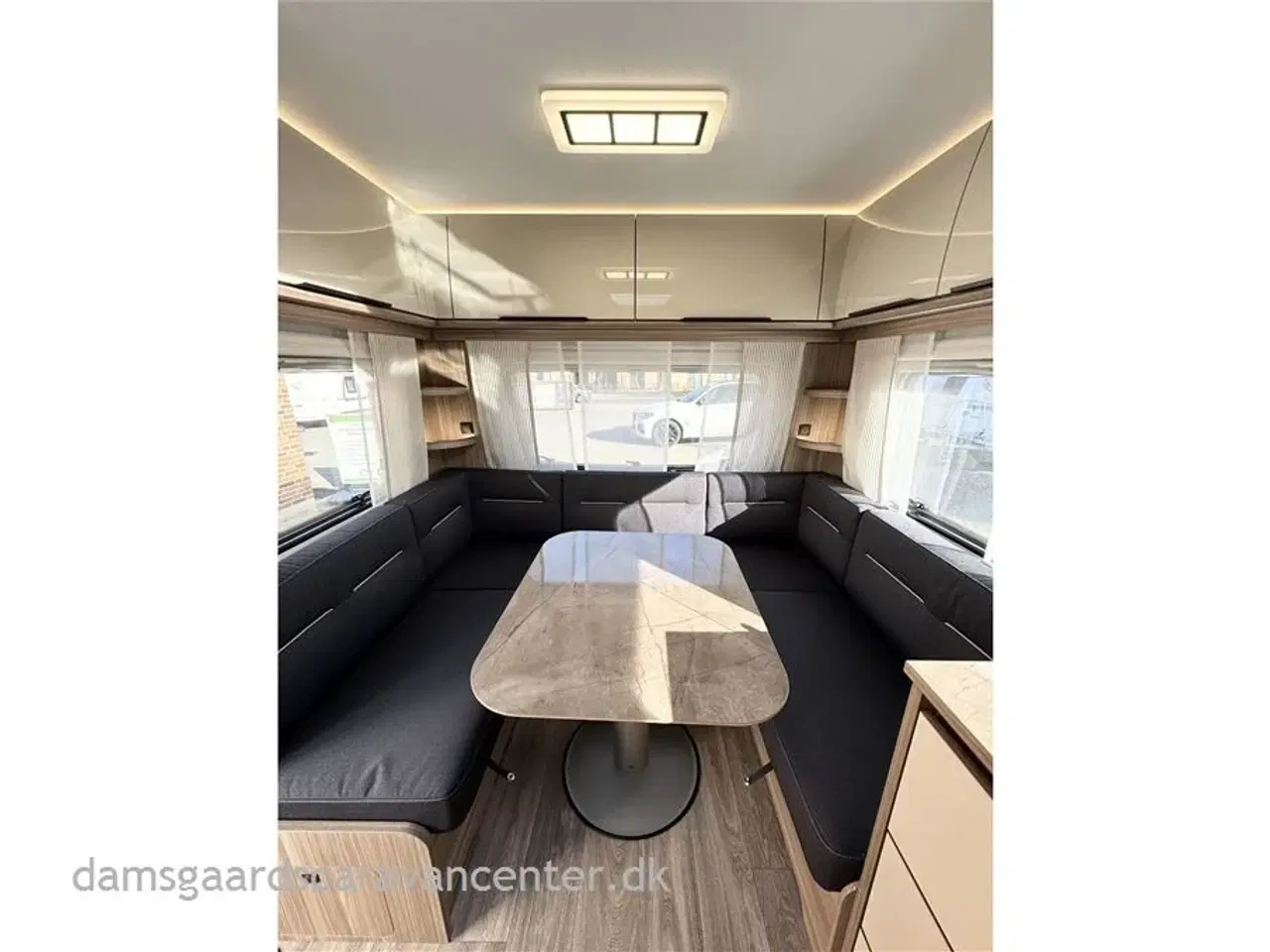 Billede 9 - 2025 - Fendt Tendenza 550 SG   Enkeltsenge-Lamel-Combi4E-Gulvtemp.-ATC