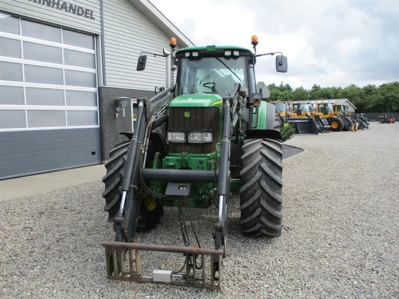 Billede 10 - John Deere 6920 AutoPower med fuldhydraulisk Trima frontlæsser og frontlift